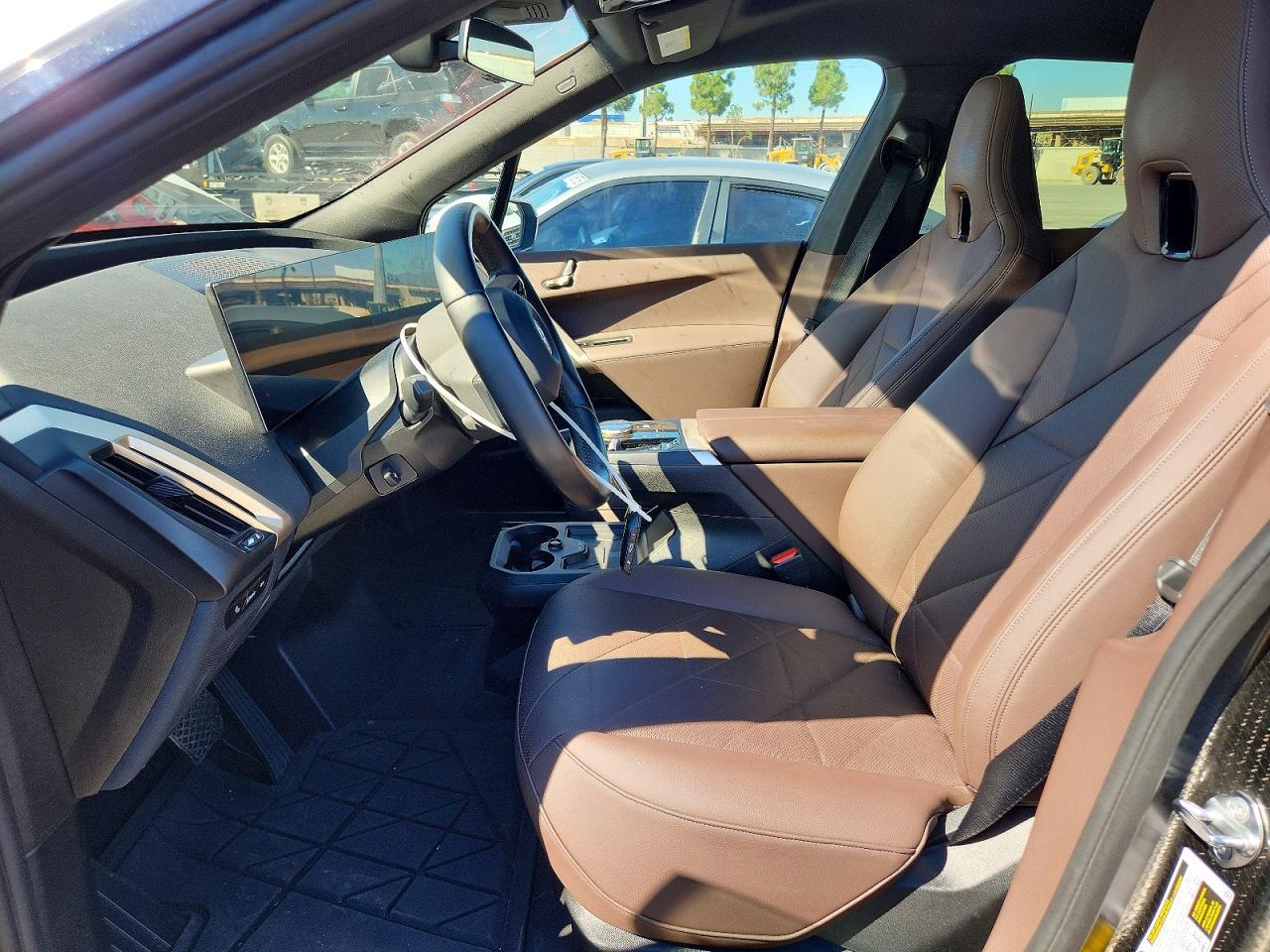 2024 BMW Ix xDrive50 - zdjęcie 7