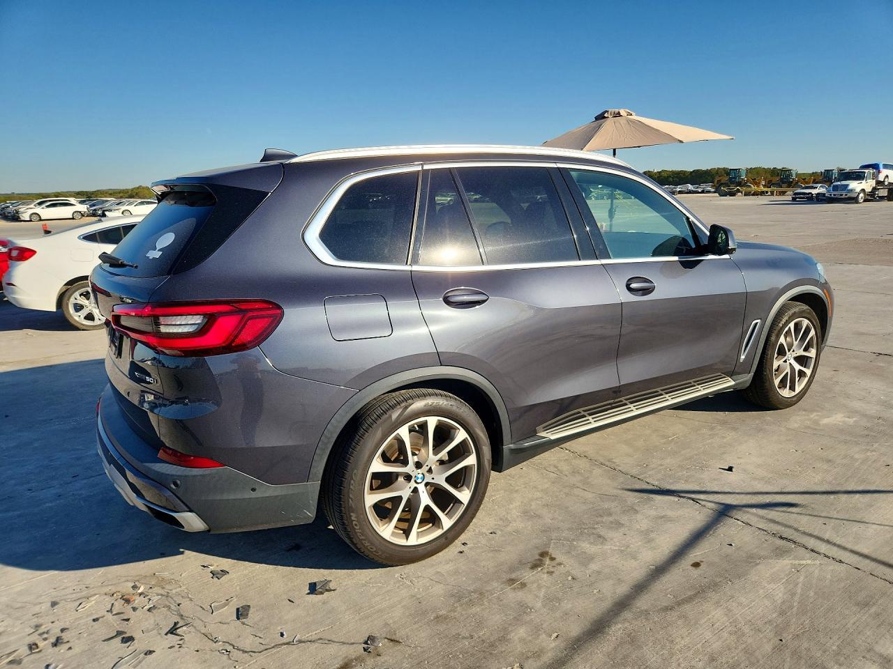 2019 BMW X5 xDrive50I - zdjęcie 3