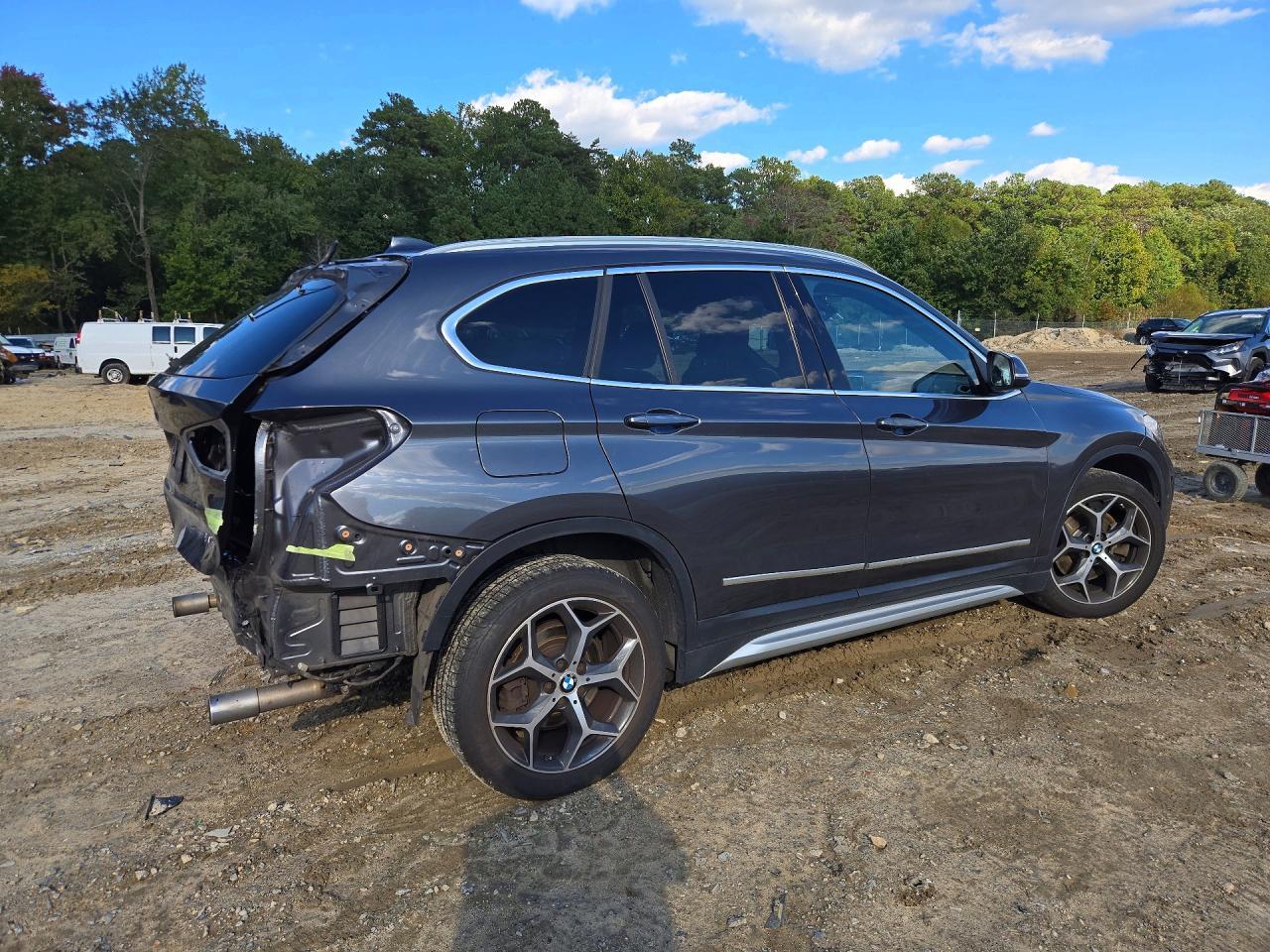2019 BMW X1 xDrive28I - zdjęcie 3