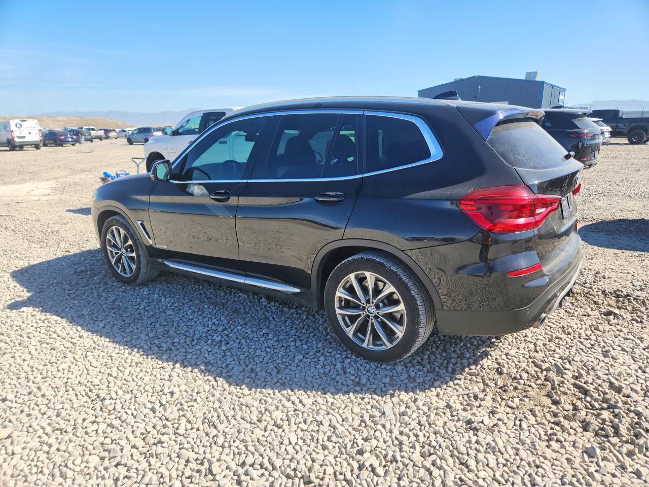 2018 BMW X3 xDrive30I - zdjęcie 2