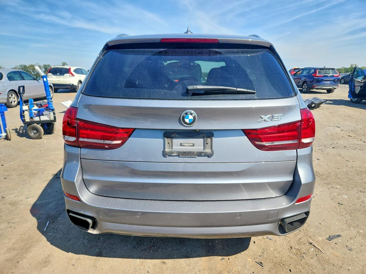 2016 BMW X5 xDrive50I - zdjęcie 6