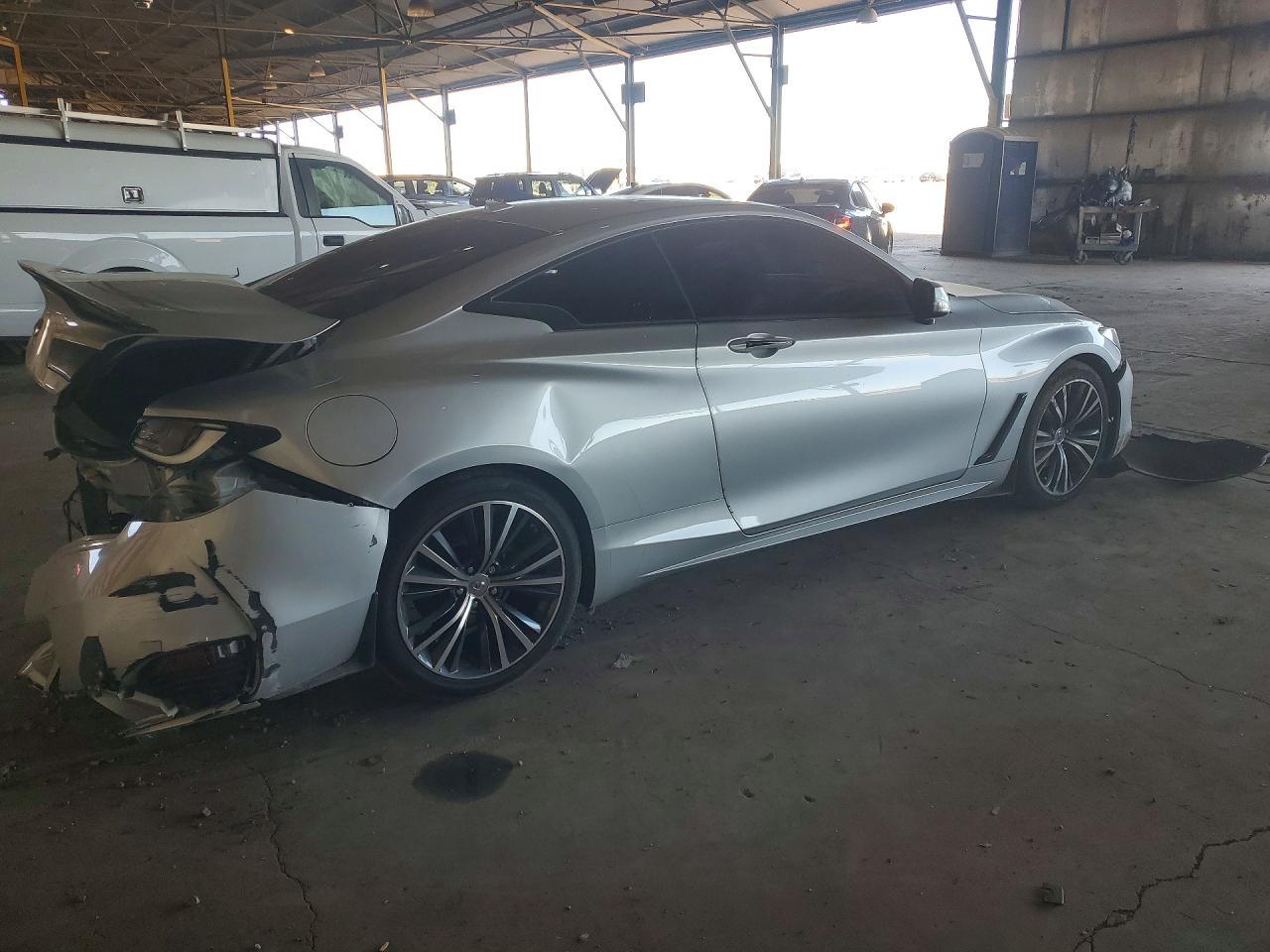 2017 Infiniti Q60 3.0T Premium - zdjęcie 3