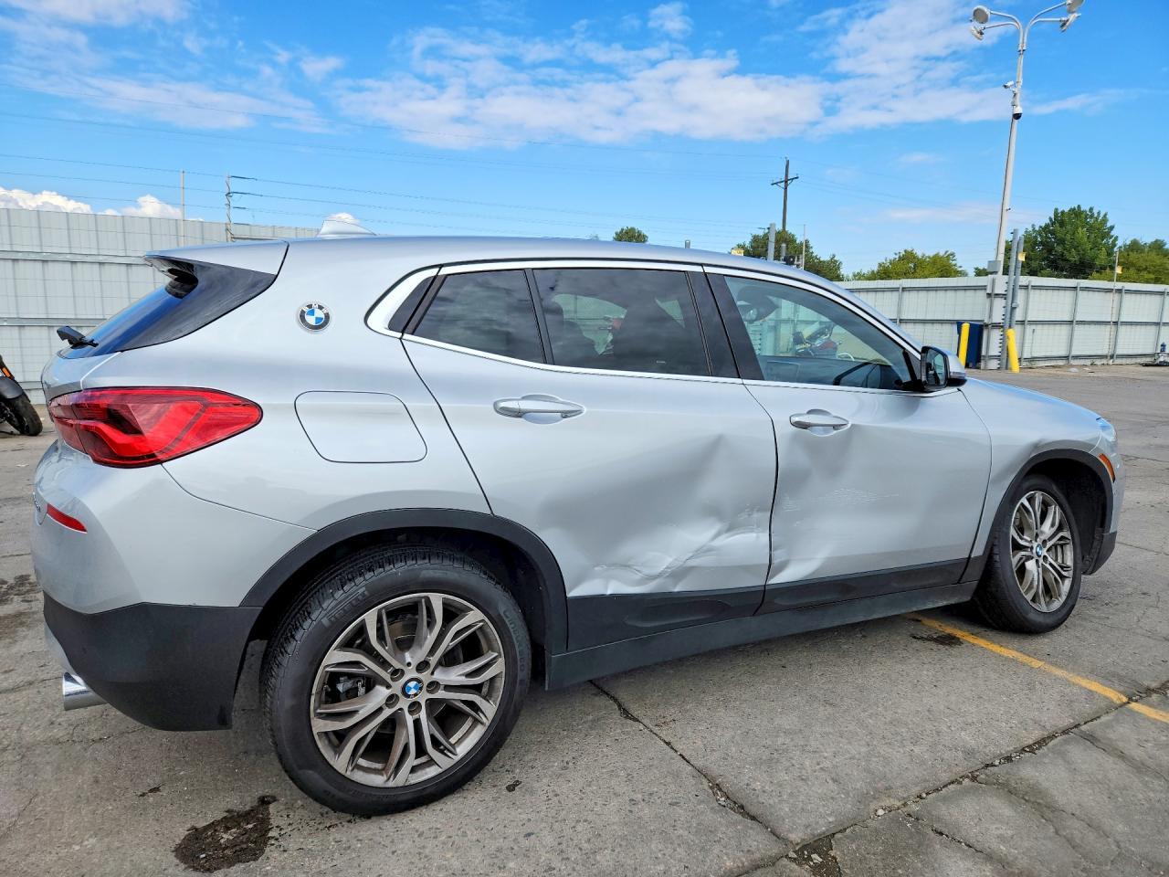 2020 BMW X2 xDrive28I - zdjęcie 3