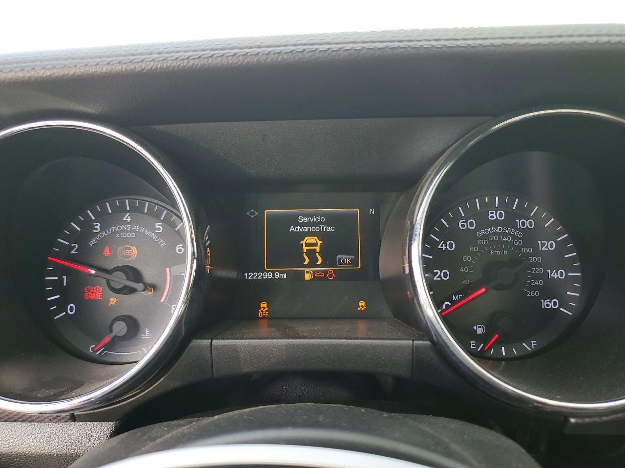 2016 Ford Mustang - zdjęcie 9