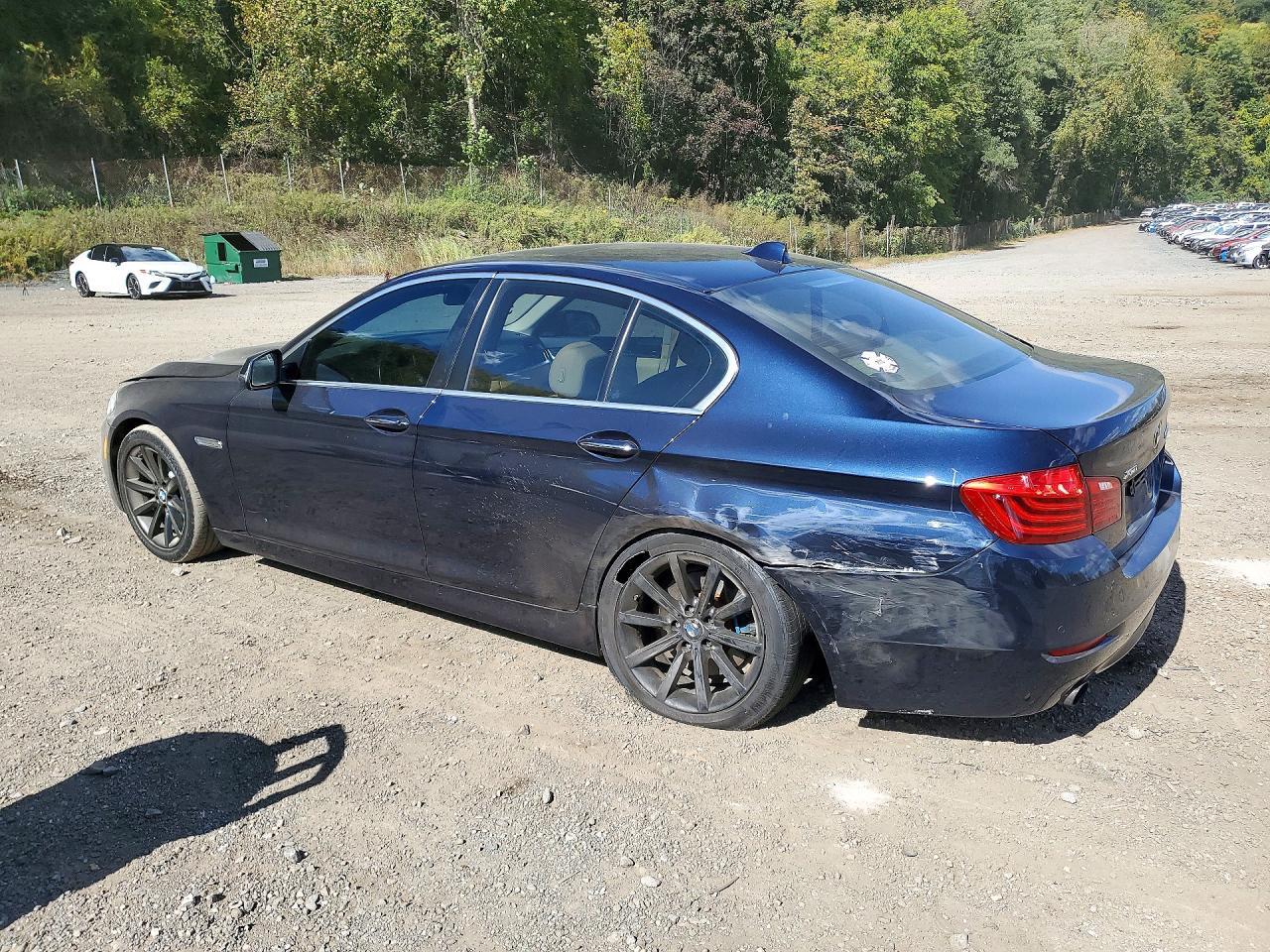 2014 BMW Seria 5 535i - zdjęcie 2