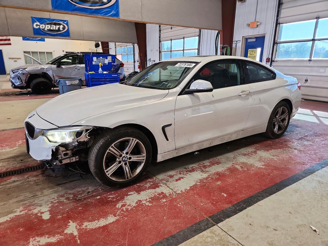 2014 BMW Seria 4 Coupe 428i - zdjęcie główne