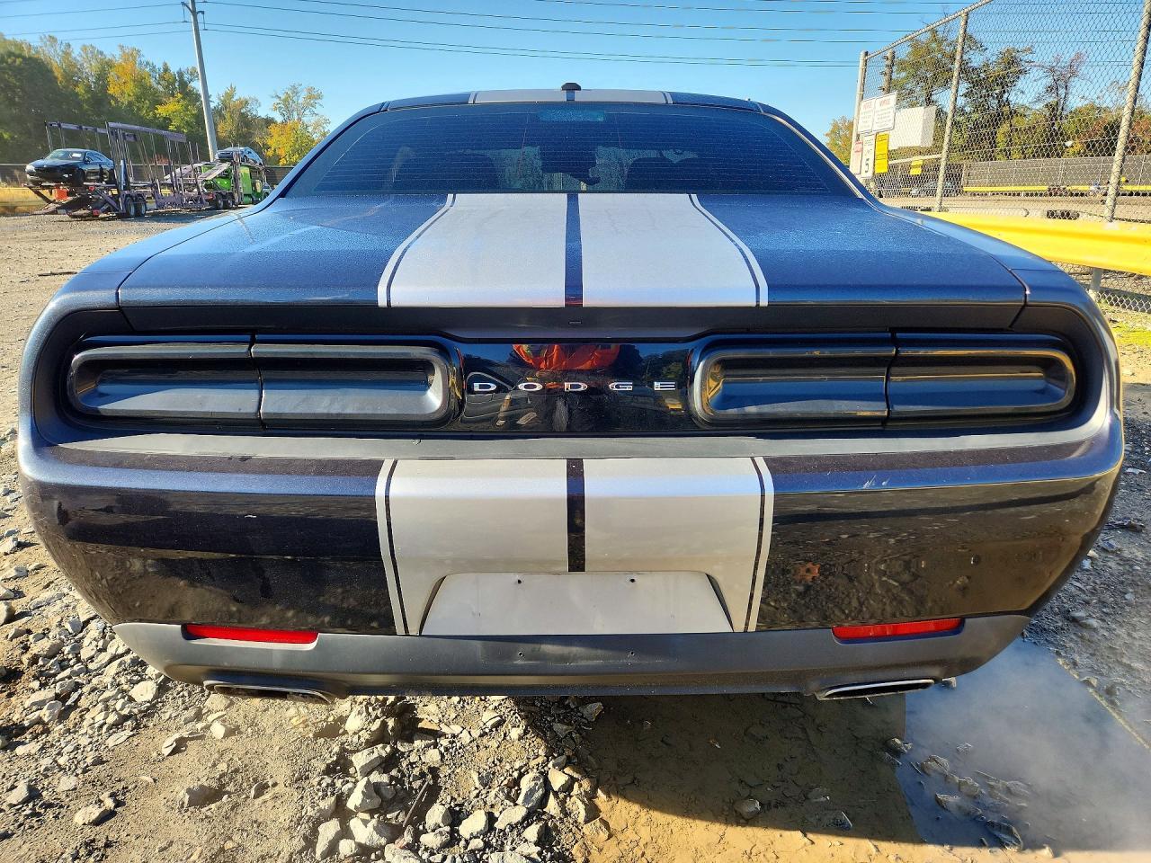 2016 Dodge Challenger Sxt - zdjęcie 6