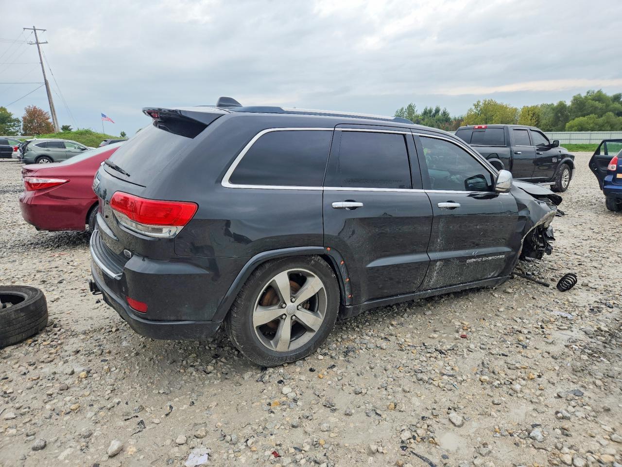 2016 Jeep Grand Cherokee Overland - zdjęcie 3