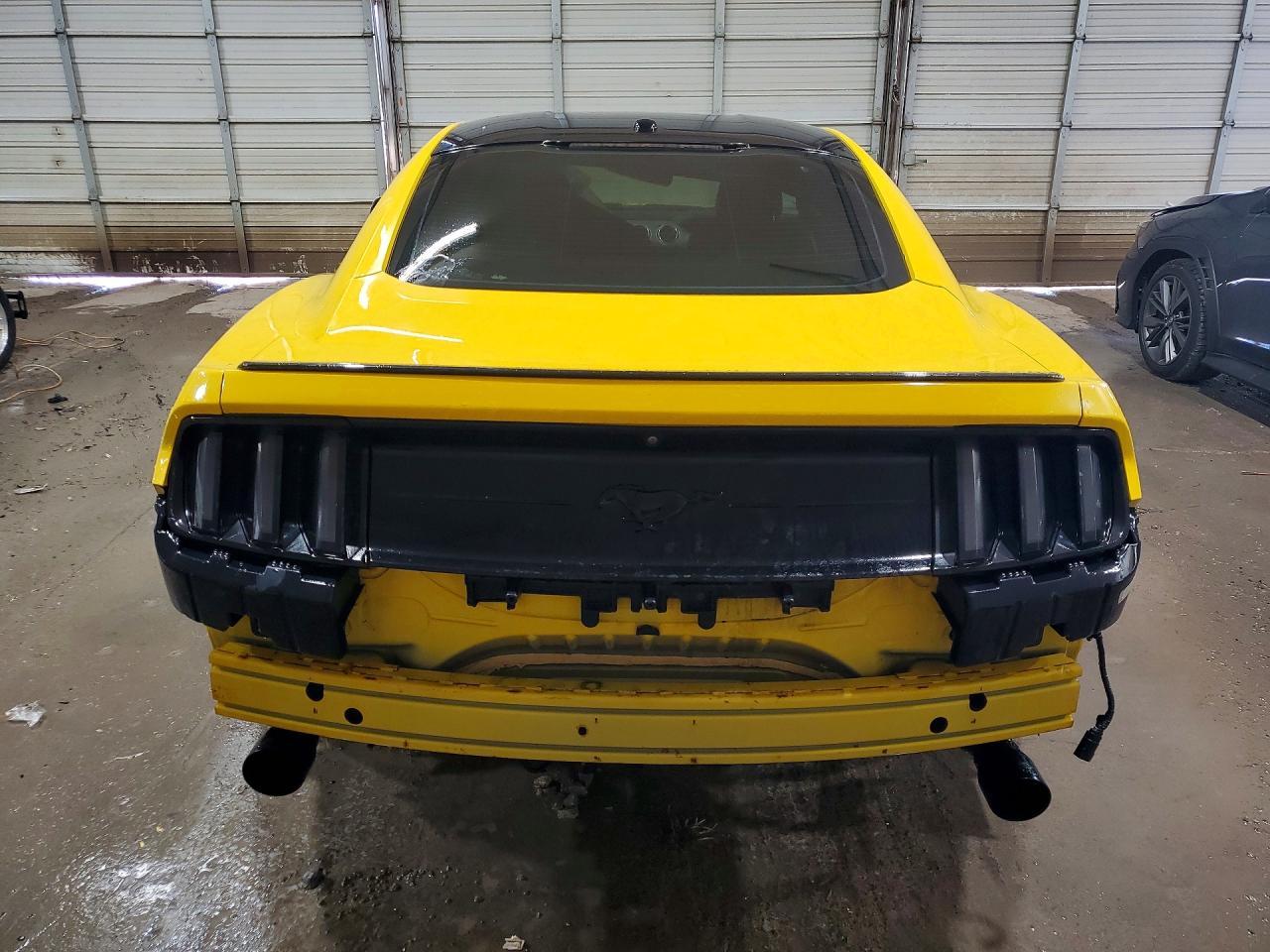 2018 Ford Mustang - zdjęcie 6