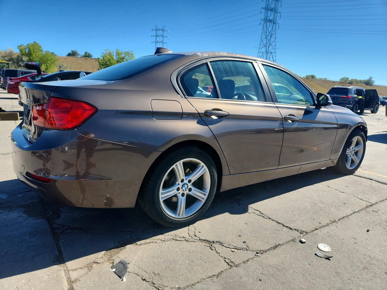 2014 BMW Seria 3 328i - zdjęcie 3