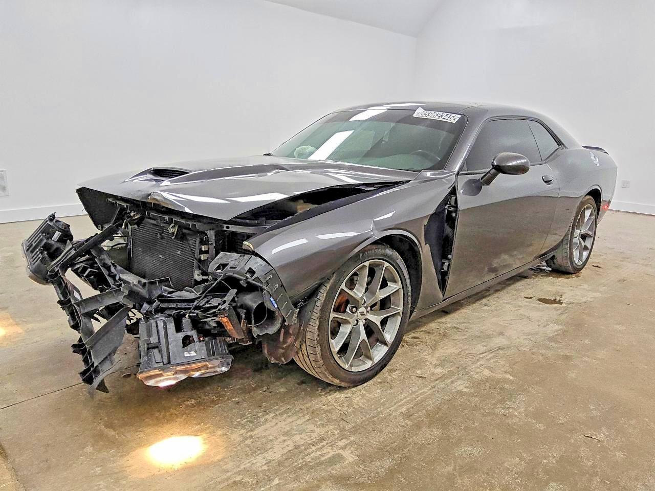 2023 Dodge Challenger Gt - zdjęcie główne