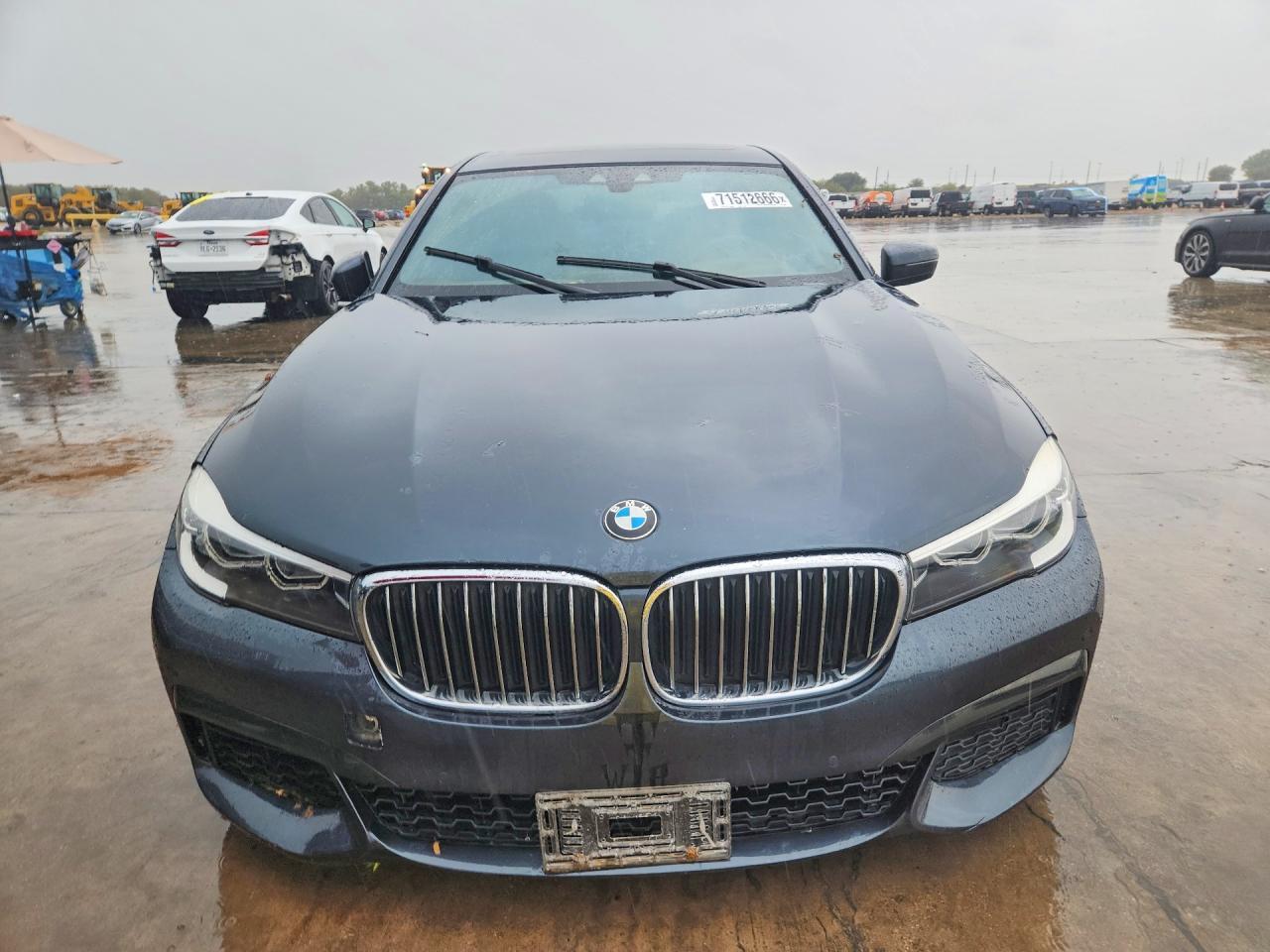 2019 BMW 740 I - zdjęcie 5