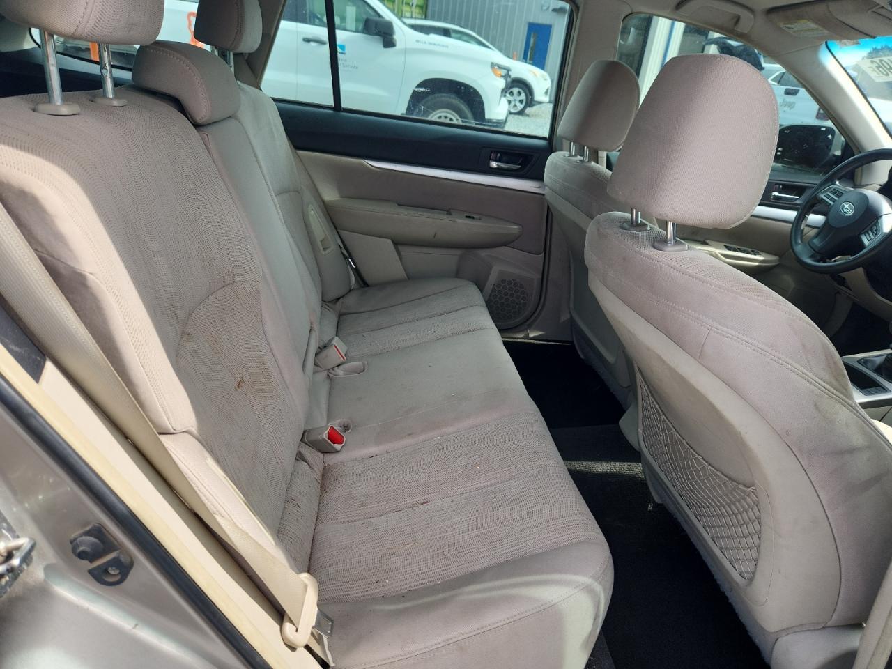2014 Subaru Outback 2.5I - zdjęcie 10
