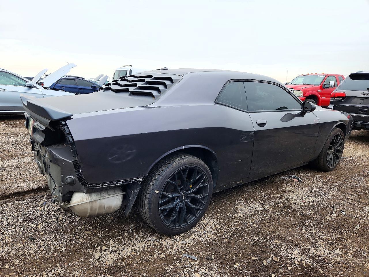 2021 Dodge Challenger Sxt - zdjęcie 3