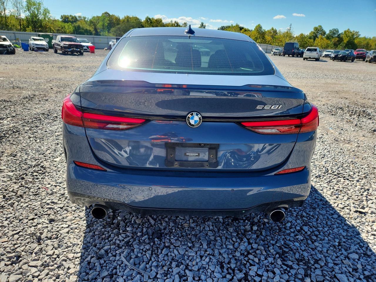 2021 BMW 228I - zdjęcie 6