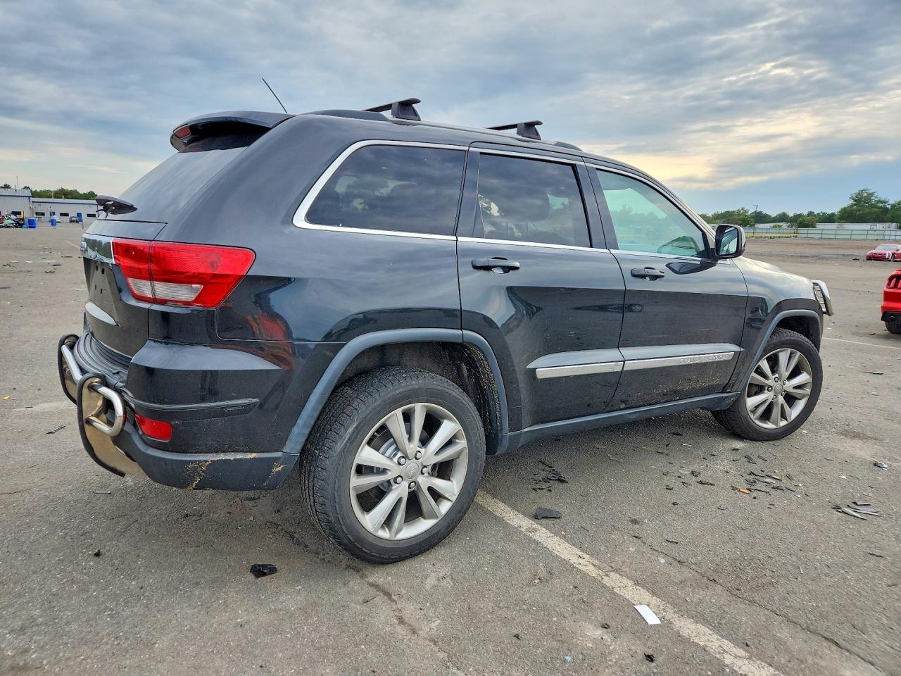 2013 Jeep Grand Cherokee Laredo - zdjęcie 3