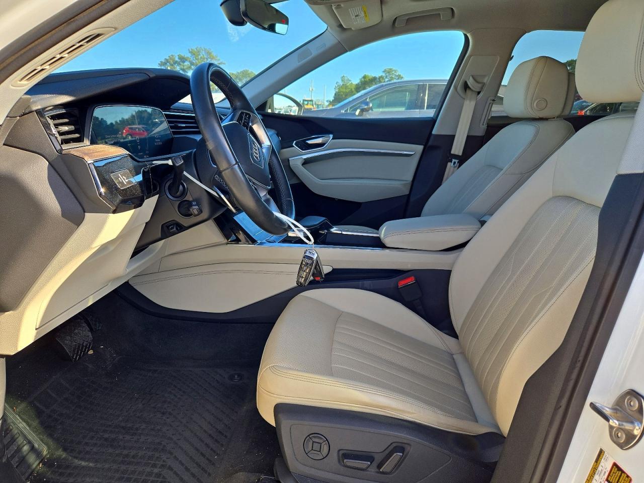 2023 Audi E-Tron Premium Plus - zdjęcie 7