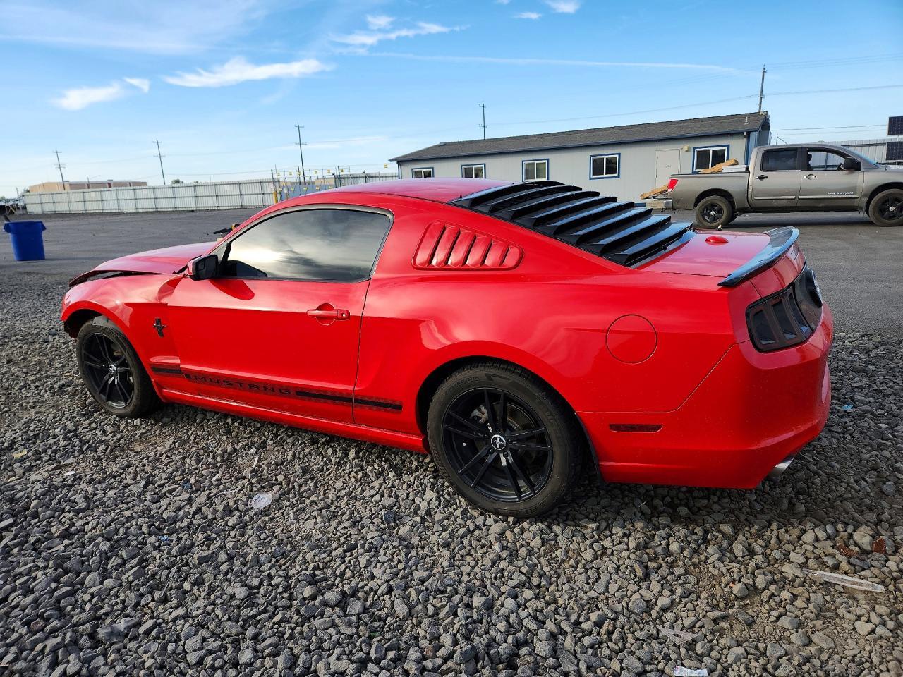 2014 Ford Mustang - zdjęcie 2