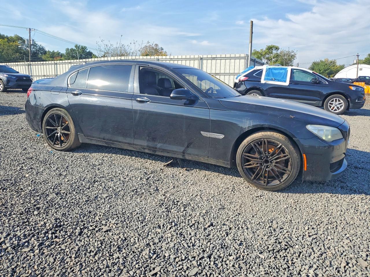 2014 BMW 750 Li - zdjęcie 4