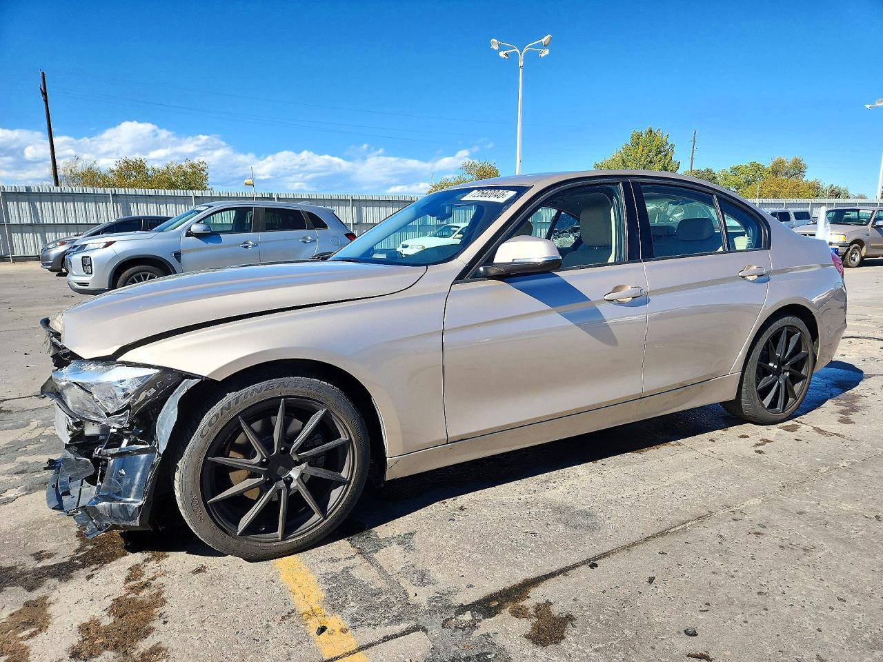 2013 BMW 328 I - zdjęcie główne