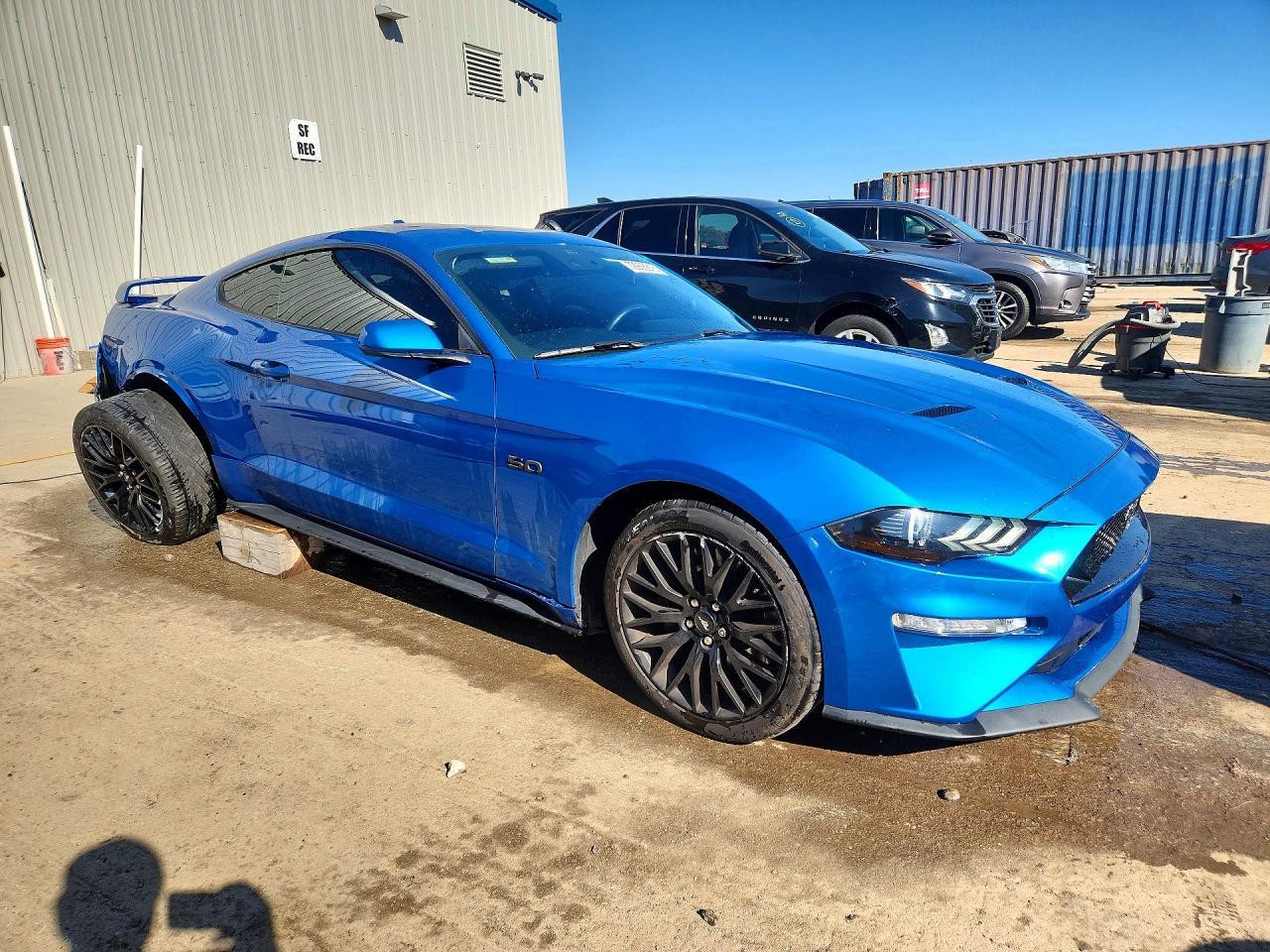 2021 Ford Mustang Gt - zdjęcie 4