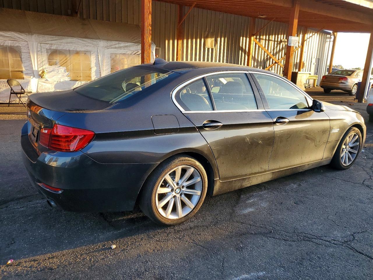 2014 BMW Seria 5 535i - zdjęcie 3