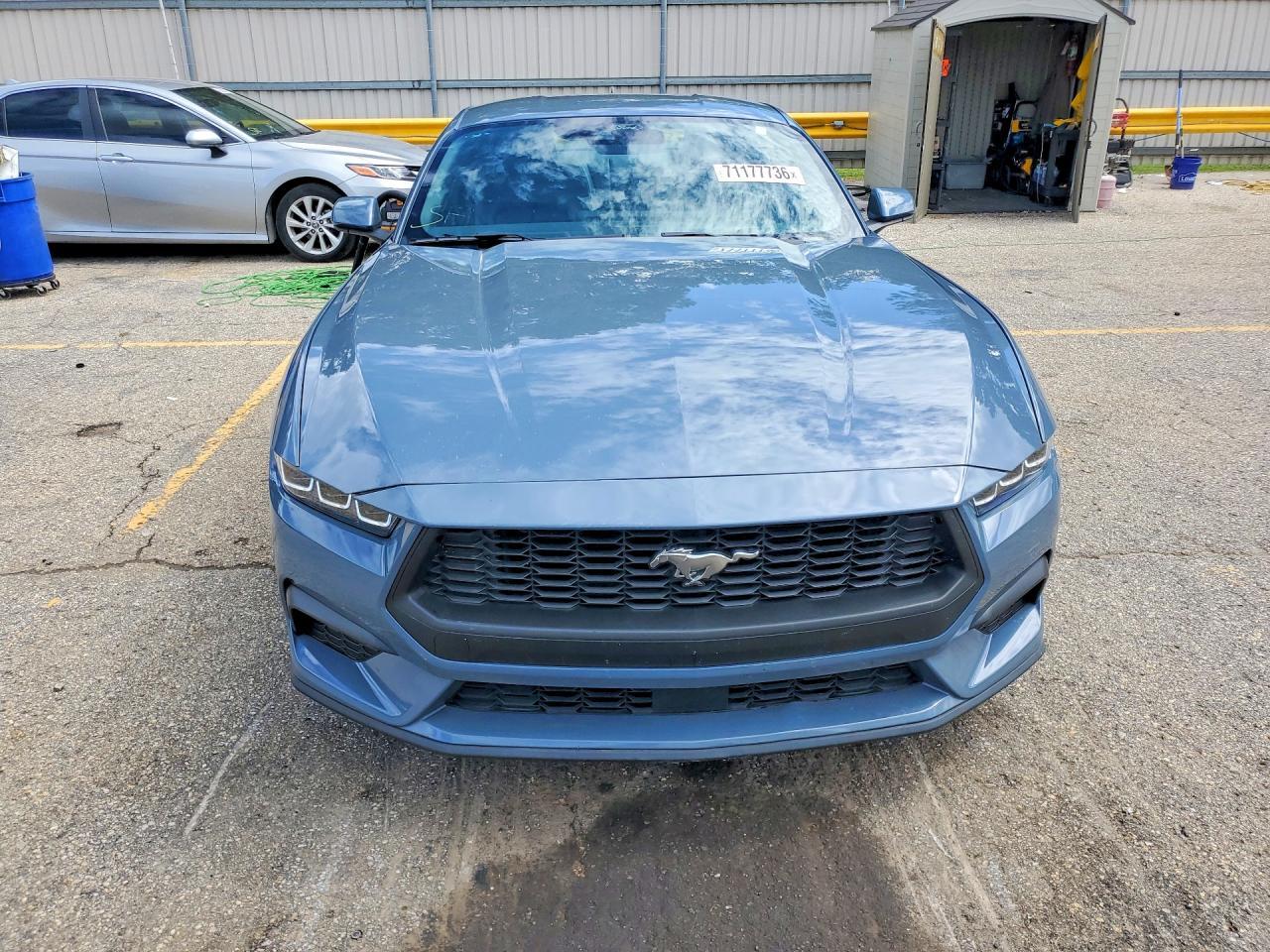 2024 Ford Mustang - zdjęcie 5