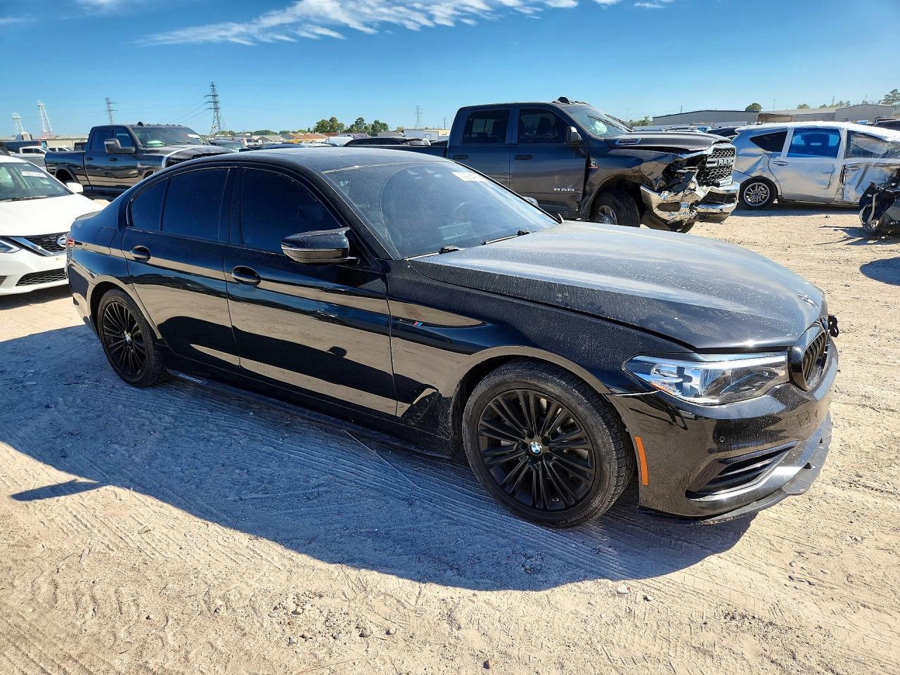 2019 BMW 530 I - zdjęcie 4