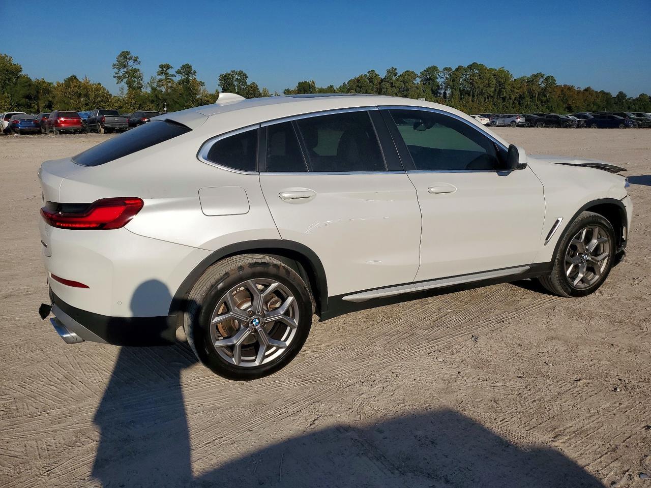 2024 BMW X4 xDrive30I - zdjęcie 3