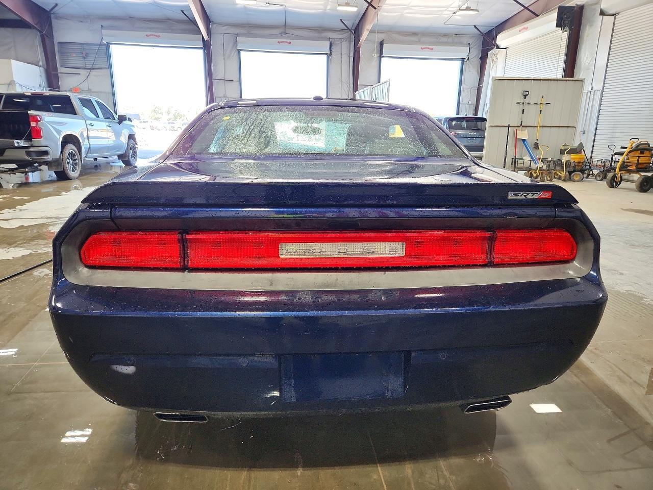 2013 Dodge Challenger Srt-8 - zdjęcie 6