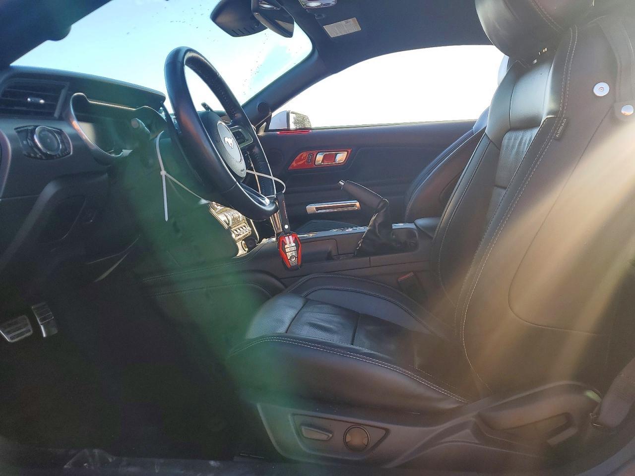 2021 Ford Mustang Gt - zdjęcie 7