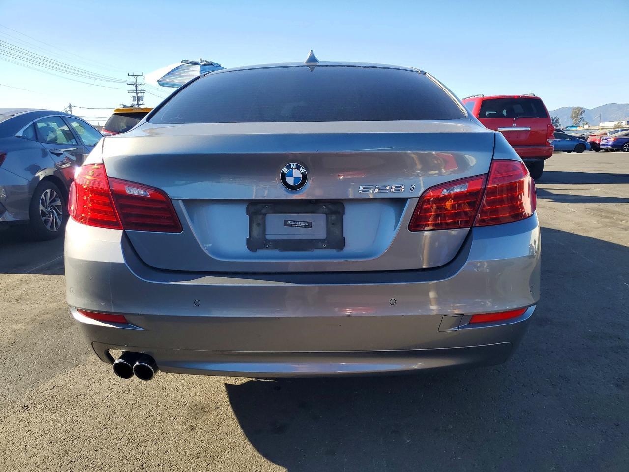 2014 BMW 528 I - zdjęcie 6