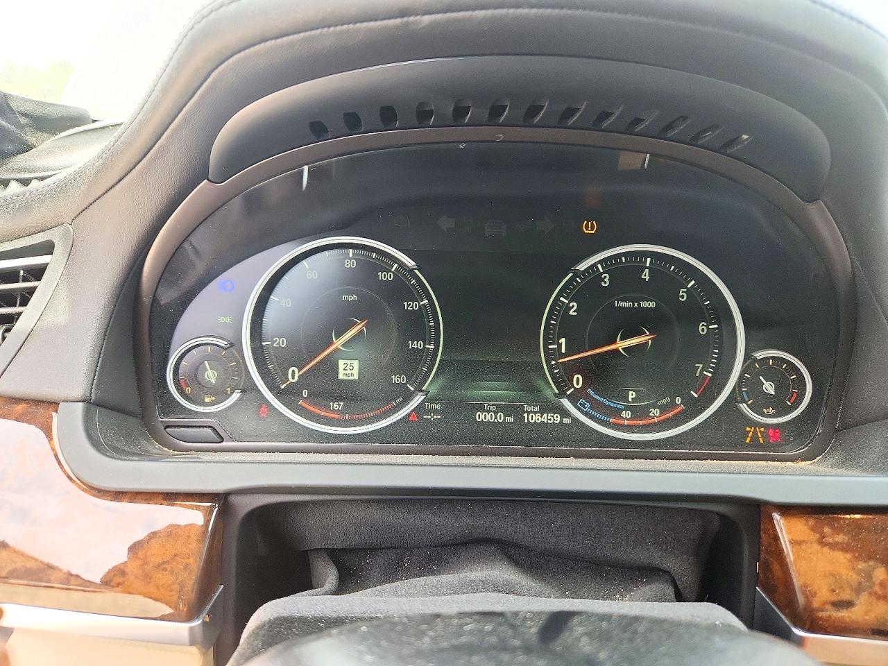 2015 BMW 750 Li - zdjęcie 9
