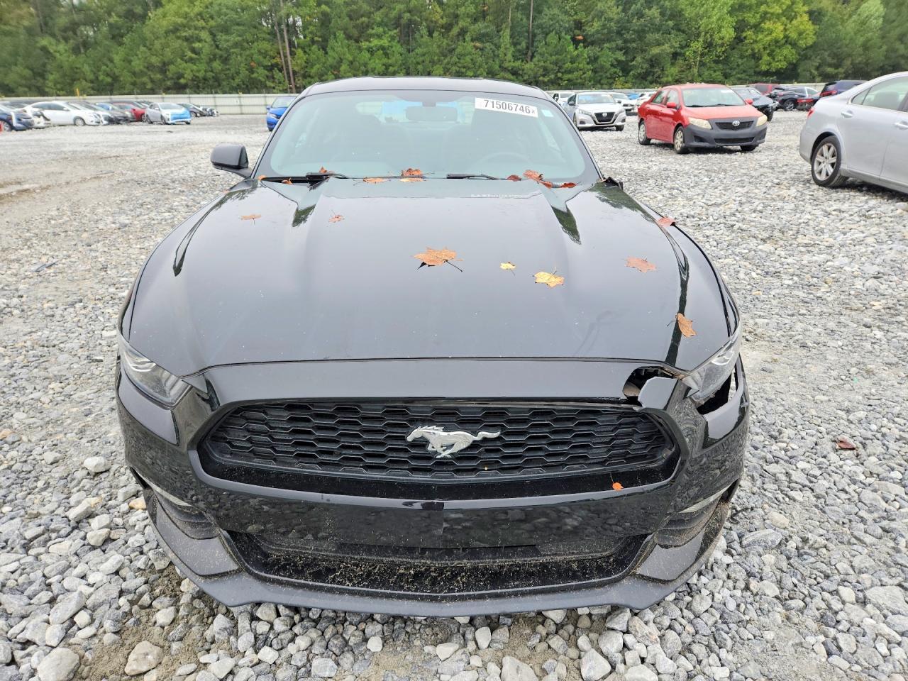 2017 Ford Mustang - zdjęcie 5