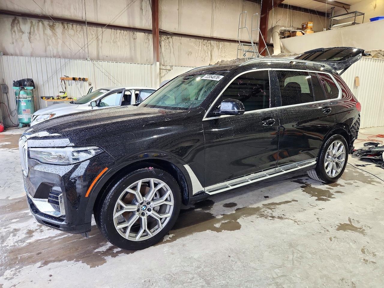 2020 BMW X7