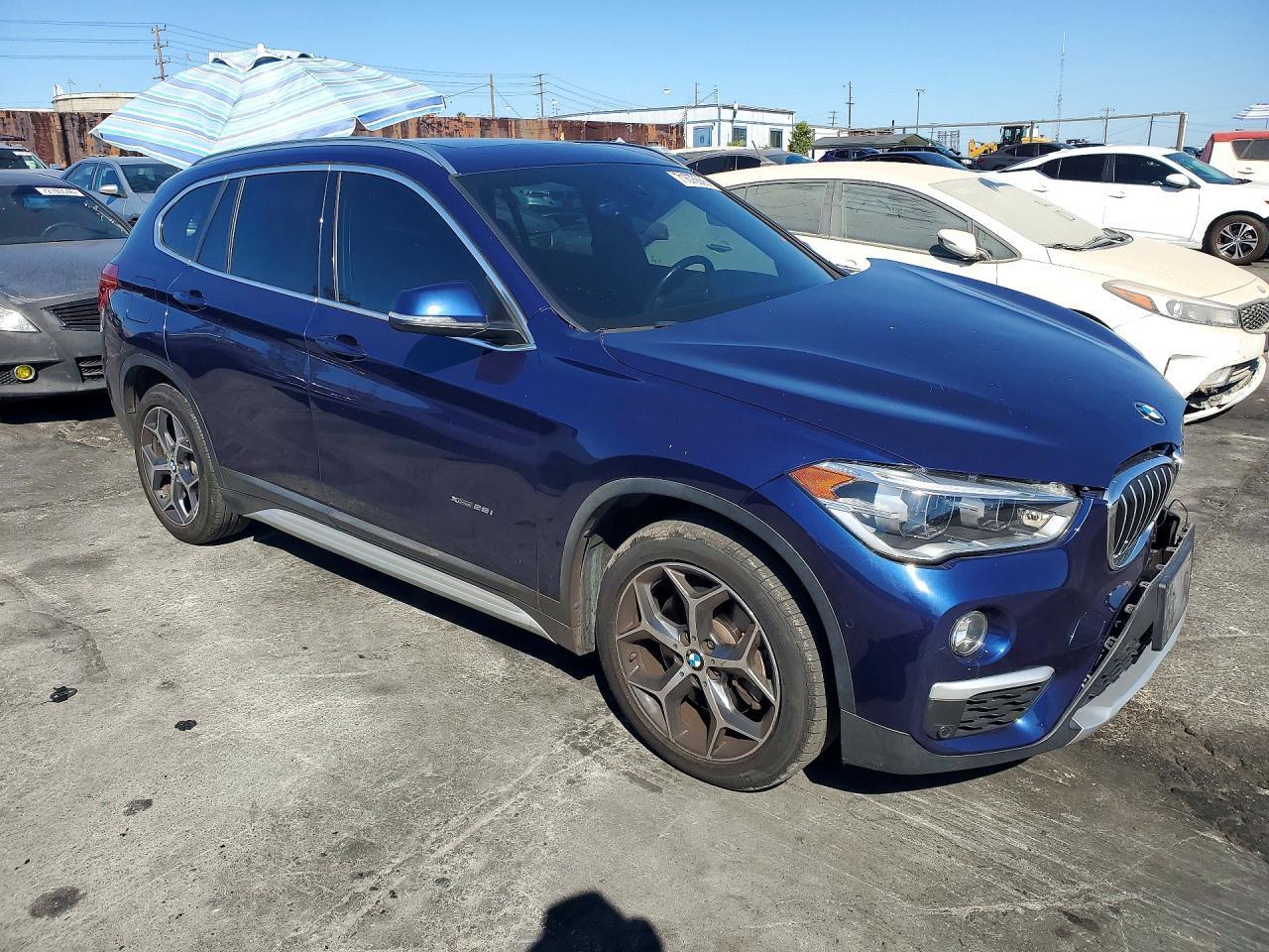 2016 BMW X1 xDrive28I - zdjęcie 4