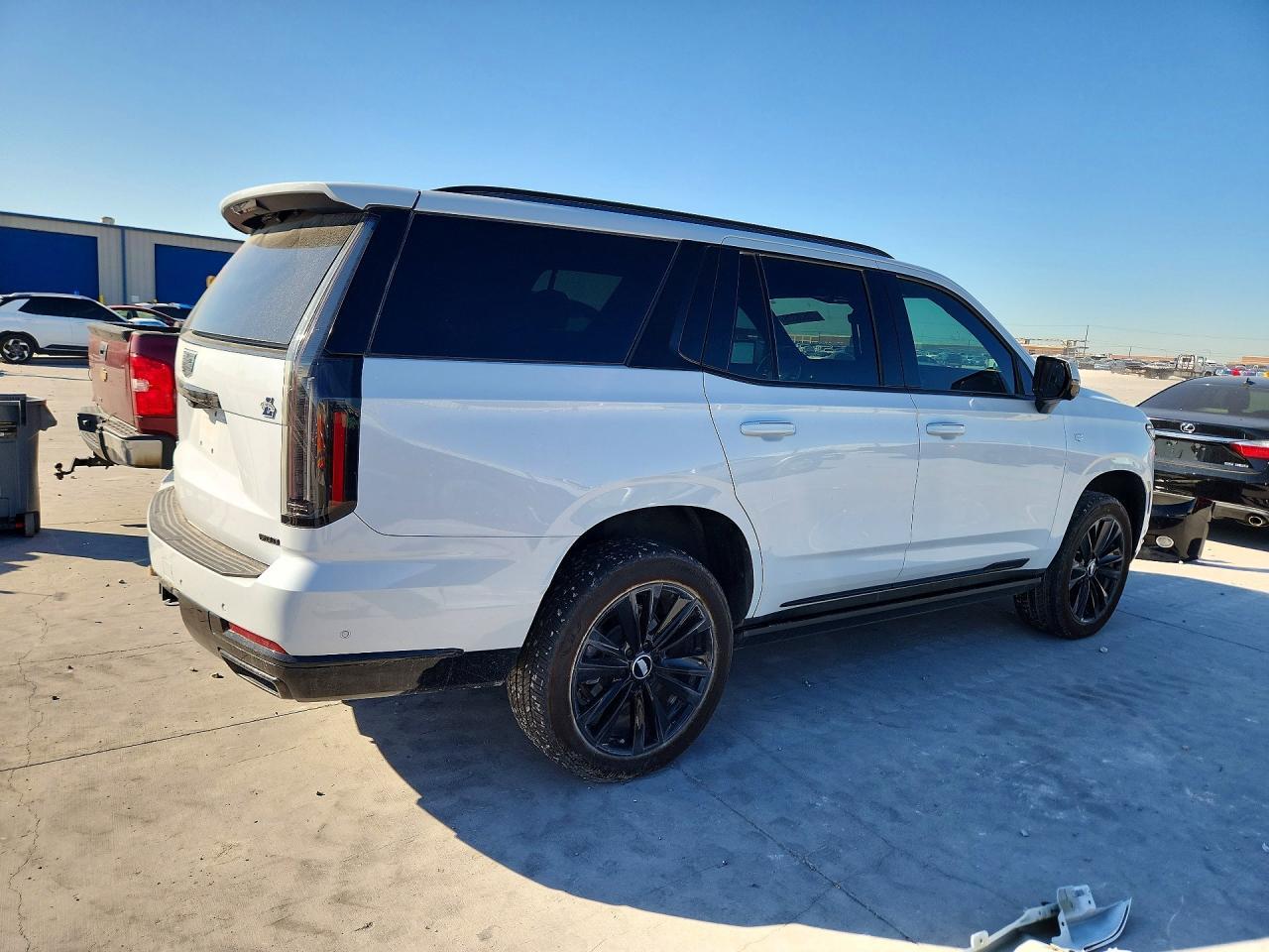 2026 Cadillac Escalade Sport - zdjęcie 3