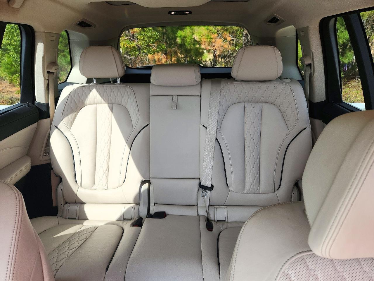 2020 BMW X7 xDrive40I - zdjęcie 10
