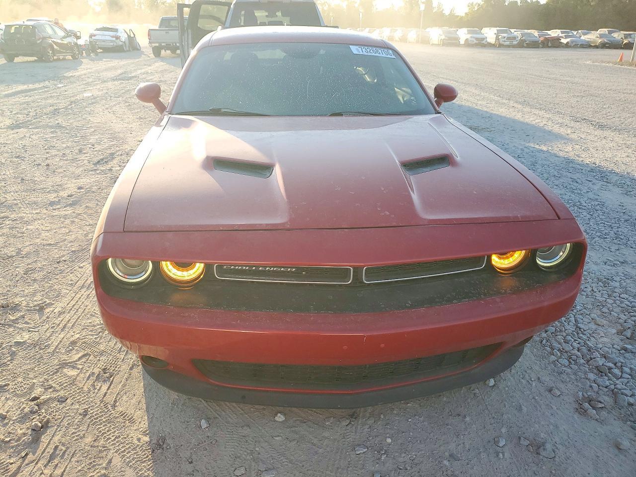 2016 Dodge Challenger Sxt - zdjęcie 5