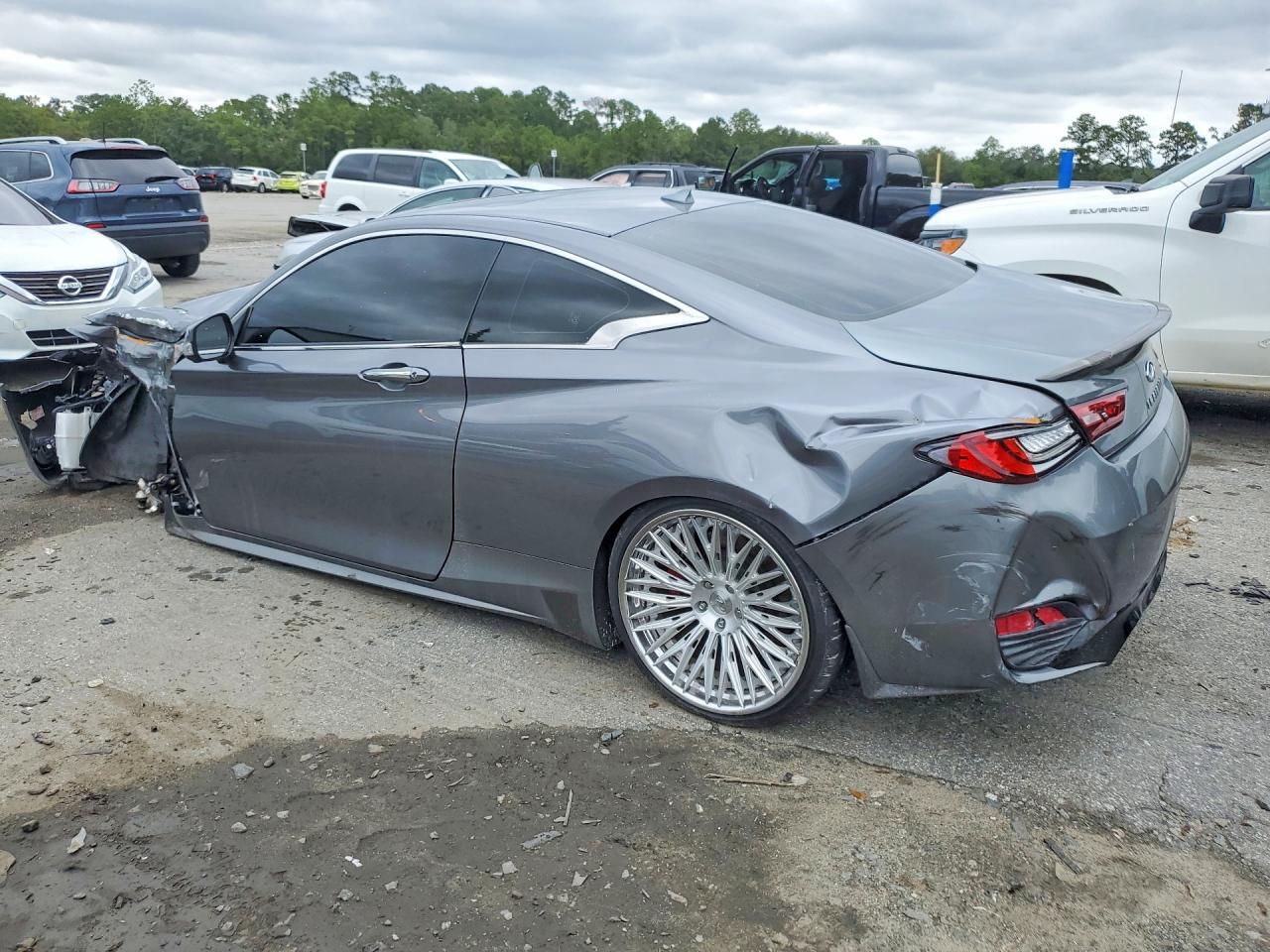 2019 Infiniti Q60 Red Sport 400 - zdjęcie 2