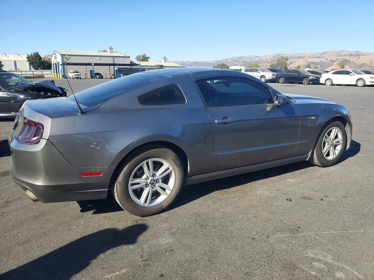 2014 Ford Mustang - zdjęcie 3