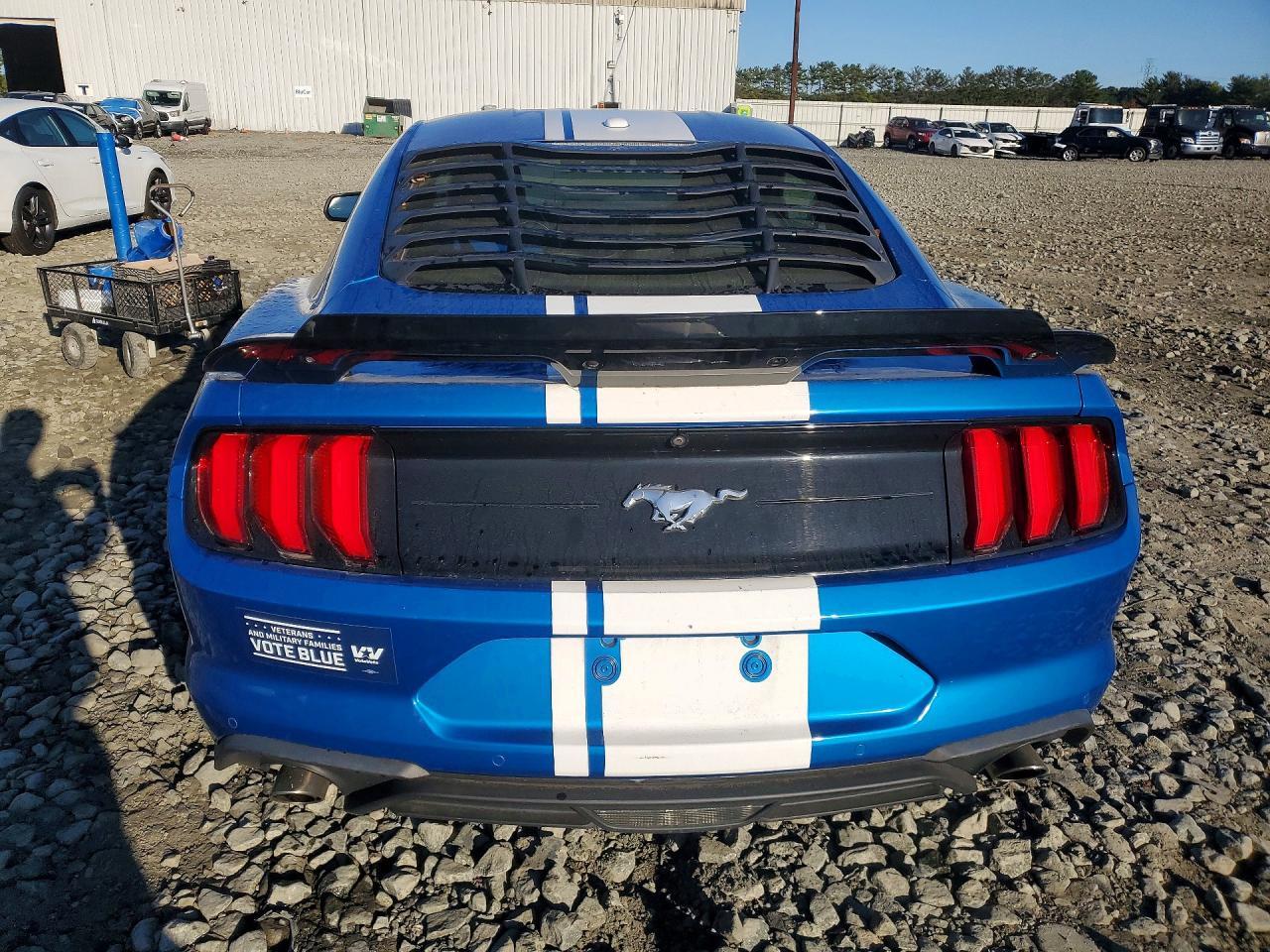 2019 Ford Mustang - zdjęcie 6