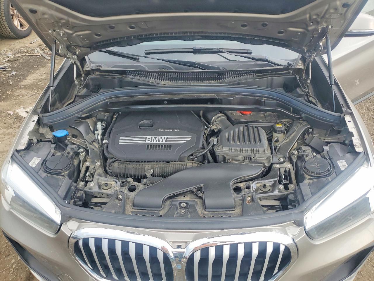 2021 BMW X1 xDrive28I - zdjęcie 12