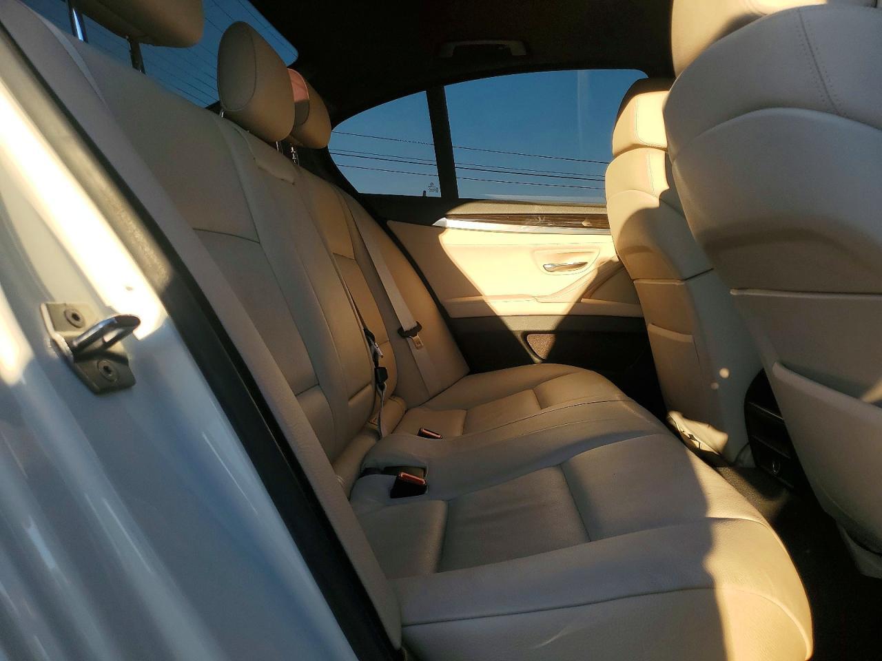 2013 BMW 528 I - zdjęcie 10