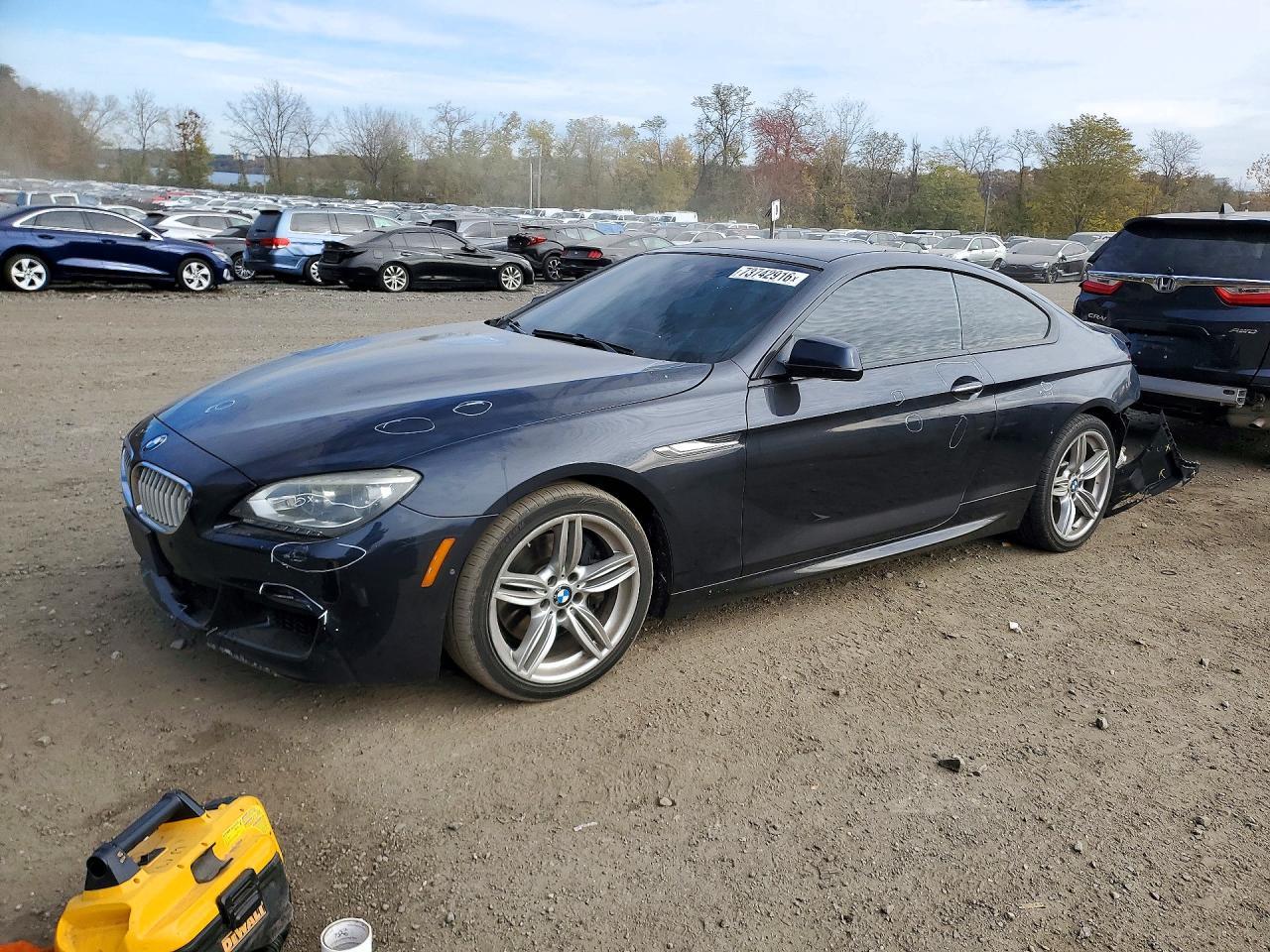 2014 BMW Seria 6 Coupe 650i - zdjęcie główne
