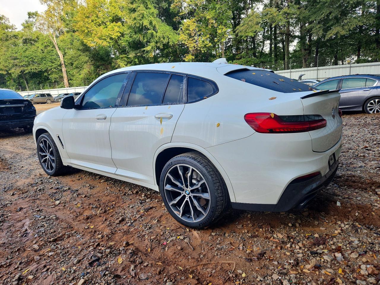 2019 BMW X4 M40I - zdjęcie 2