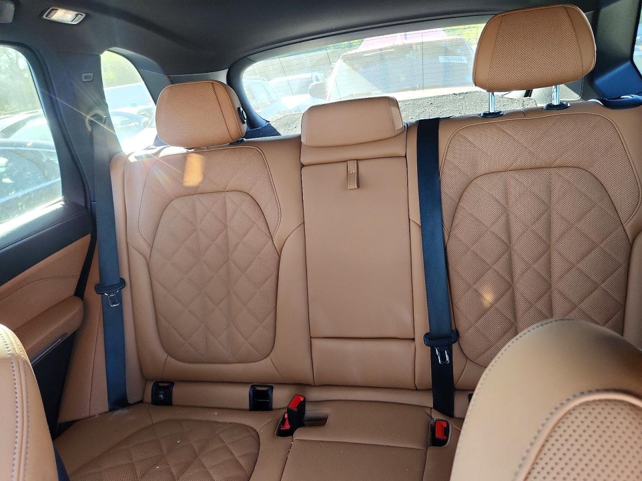 2024 BMW X5 xDrive40I - zdjęcie 10