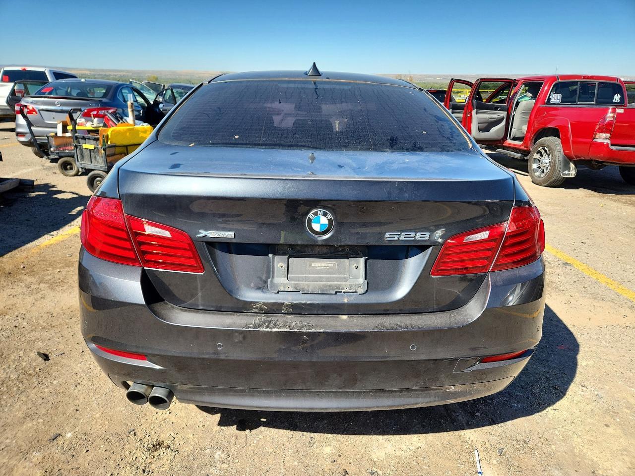 2015 BMW Seria 5 528i - zdjęcie 6