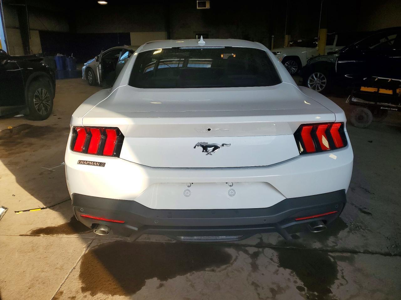 2026 Ford Mustang - zdjęcie 6