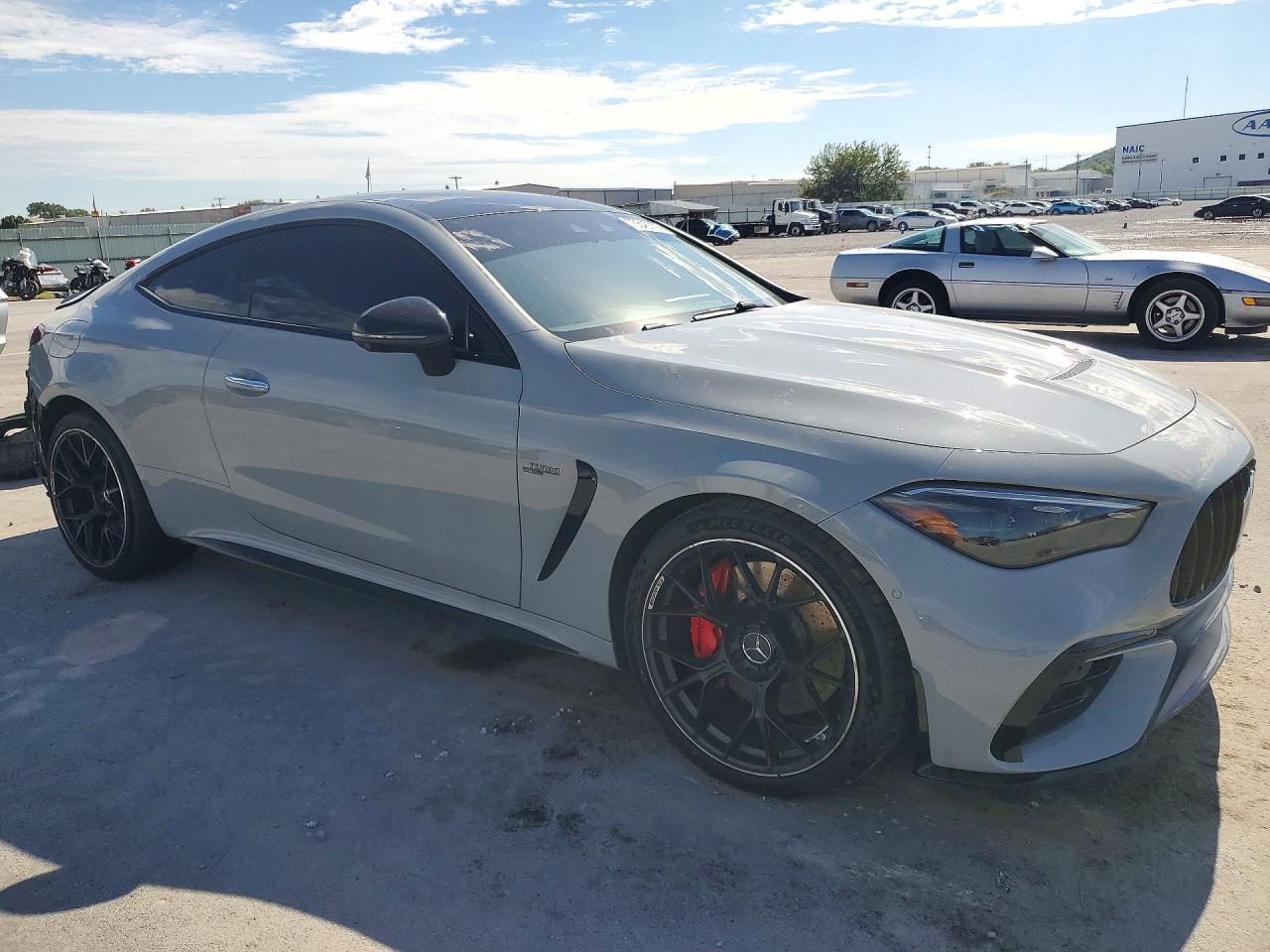 2026 Mercedes-Benz Cle Amg 53 4Matic - zdjęcie 4